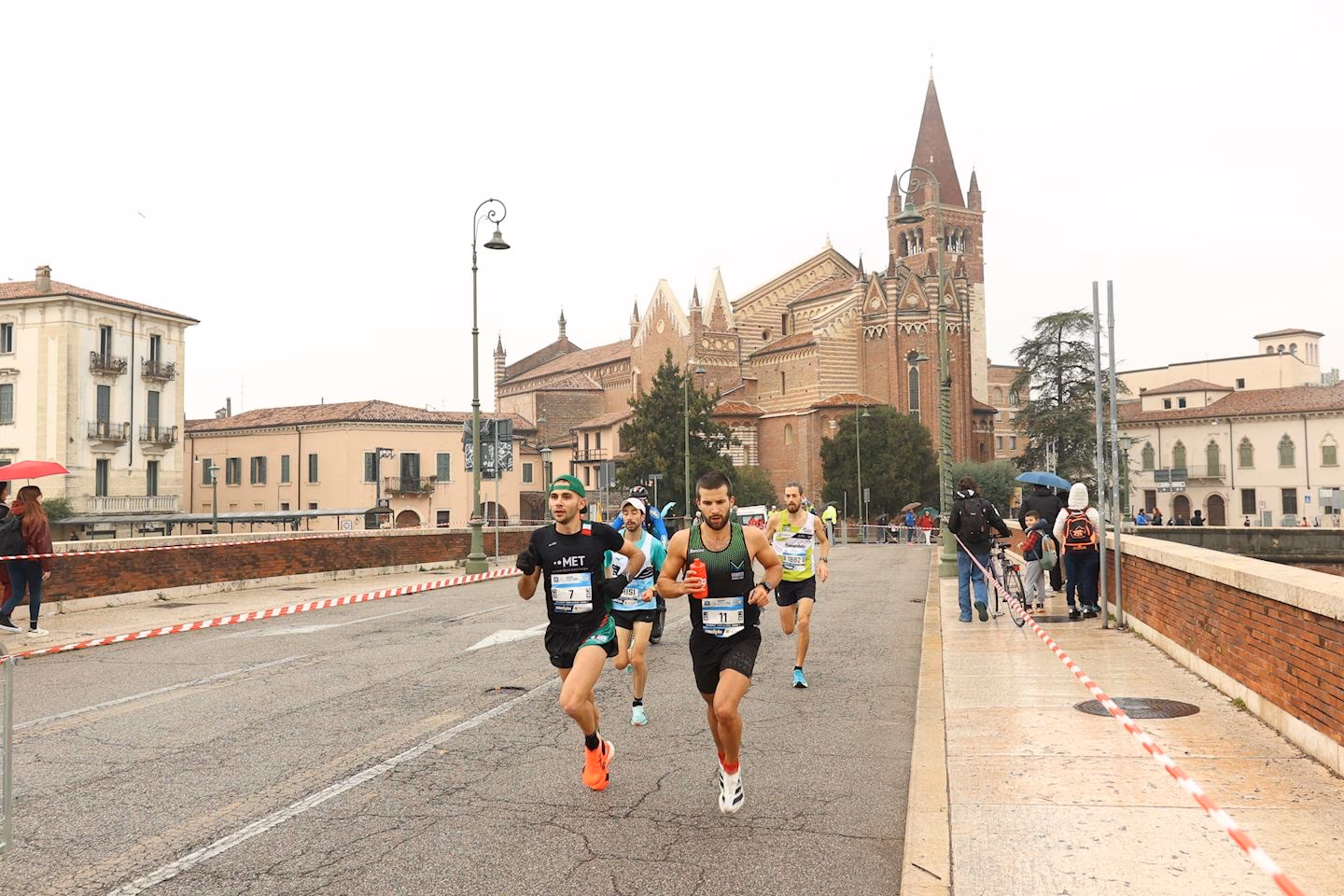 Marathon de Véronne (Verona Run Marathon 42/21K and Family Run)