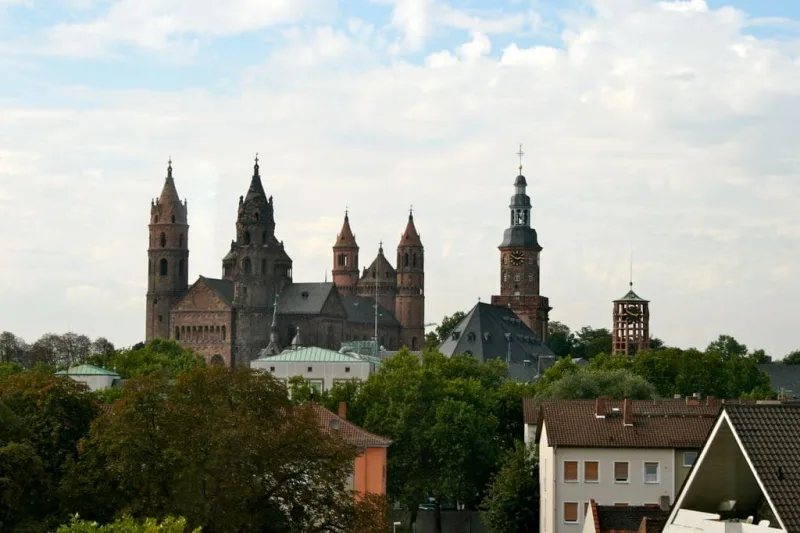 Nibelungenlauf Worms — Worms (07319), 13. September 2026 · Laufen